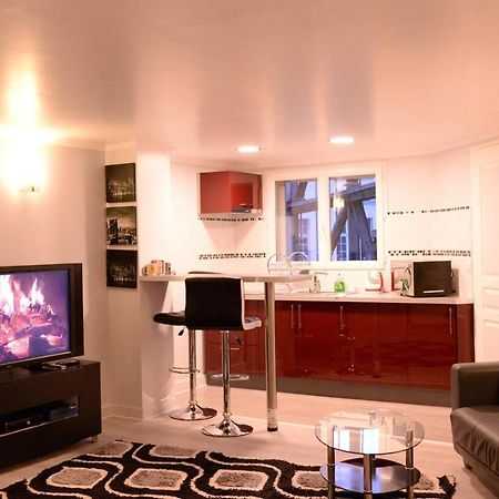 Beau Studio Meuble 2Min Du Moulin Rouge Paris Exteriör bild